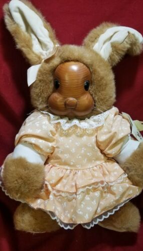 Raikes Originals "aunt Marylou"  Easter 1990 Signed & Number Bunny Rabbit Box